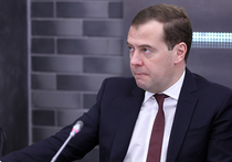 Дмитрий Медведев взял под охрану бывший княжеский дворец 