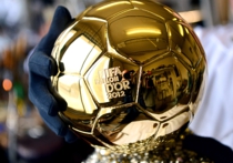 ФИФА определила тройку претендентов на "Золотой" мяч: сдержит ли вратарь Нойер нападающих Роналду и Месси?