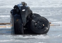 Автогонки по льду Строгинской поймы окончились трагедией