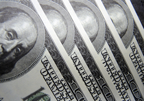 Что-то случилось с долларом: Курс американской валюты опустился ниже 52 рублей