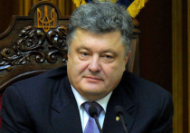 Порошенко дал добро на пребывание в Украине тысячи вооруженных иностранцев