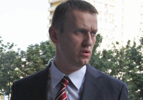 Изъятая у Навального картина-фигурант уголовного дела появилась на билбордах Москвы
