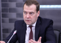 Медведев посоветовал австралийскому премьеру следить за словами, пообещав "мощную дискуссию" с дзюдоистом Путиным