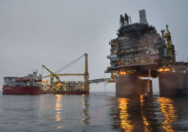 Назло санкциям: "Роснефть" начала бурение в Арктике