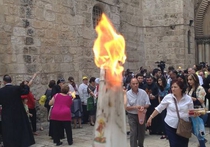 Благодатный огонь разогнал тучи над Иерусалимом