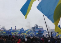 Кличко побеждает на выборах и разгоняет Майдан