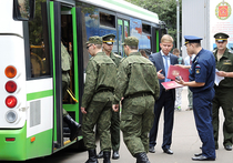 В Госдуме предложили запретить уклонистам от армии выезжать из РФ