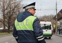 Московского полицейского могут наказать за зажигательный танец у Площади трех вокзалов