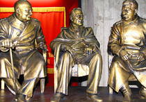 Четырехметровые Сталин, Рузвельт и Черчиль обоснуются в Ливадии? 