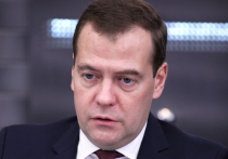В Крыму Медведев решал вопросы украинского языка и русской культуры