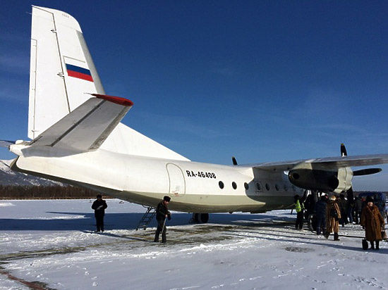 Старый трудяга Ан-24 с бортовым номером RA-48408 летает в авиакомпании «Бурятские авиалинии»