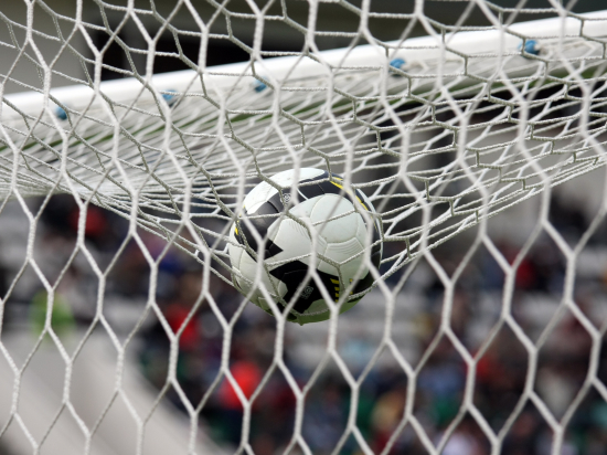 Участие клубов из Симферополя, Севастополя и Ялты может дорого обойтись отечественному футболу