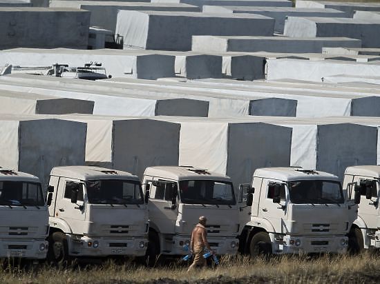 Четвертый российский конвой из 100 грузовиков с гуманитарной помощью для жителей Донбасса доехал до Воронежской области и остановился для отдыха водителей