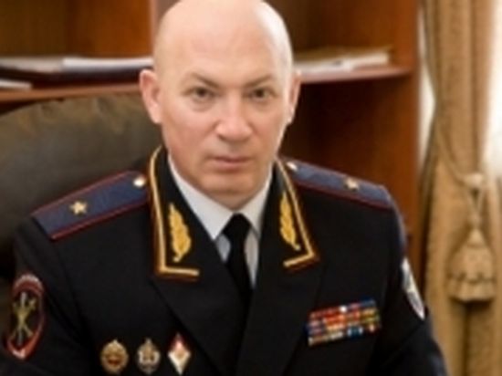 «МК» стали известны подробности коррупционного скандала, закончившегося суицидом генерал-майора Бучнева
