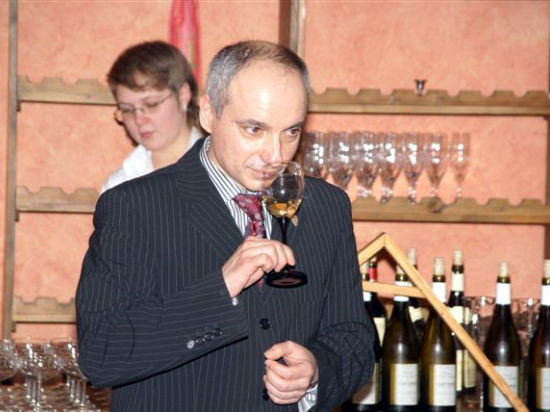 В России научились делать отличное вино, но потребителю оно пока не по карману
