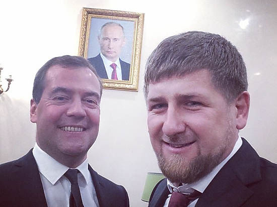 Аккаунт Кадырова в Instagram насчитывает более полумиллиона подписчиков