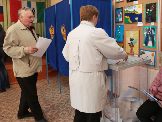 Областная избирательная комиссия утвердила результаты досрочных выборов губернатора Новосибирской области