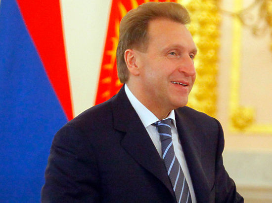 Первый вице-премьер Шувалов заработал в 26 раз меньше, чем в прошлом году