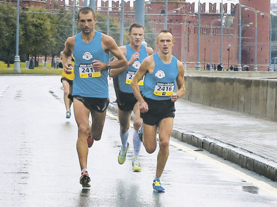 21 сентября в «Лужниках» стартует II Московский марафон. Тысячи любителей бега готовятся проверить себя на прочность