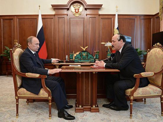 В рамках рабочей встречи с Президентом страны Глава Дагестана  проинформировал Владимира Владимировича Путина о социально-экономической ситуации в регионе