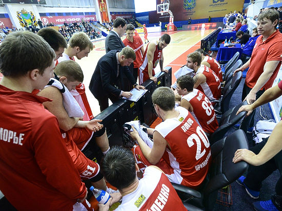 В одной четверти финала баскетболисты Приморья одолели команду «Рязань» 