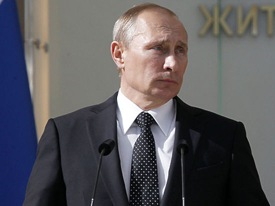 Путин обсудит с Народным фронтом проекты импортозамещения