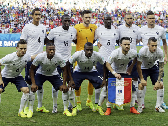 Французы красиво дожали в концовке Нигерию и вышли в четвертьфинал