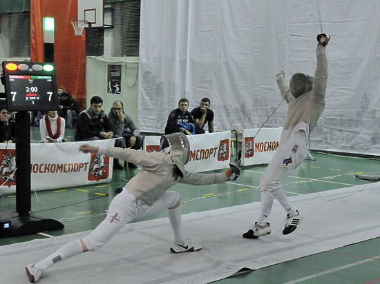 В спорткомплексе МГФСО «Красный маяк» прошел традиционный международный турнир по фехтованию среди кадетов