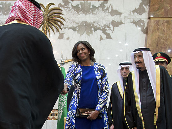 Почему Мишель Обама в Саудовской Аравии не покрыла голову?