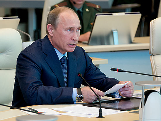 Президент поручил ФСБ перекрыть каналы въезда террористов в Россию и Крым