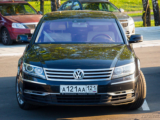 Более половины автопарка администрации Михаила Игнатьева составляют автомобили иностранного производства.