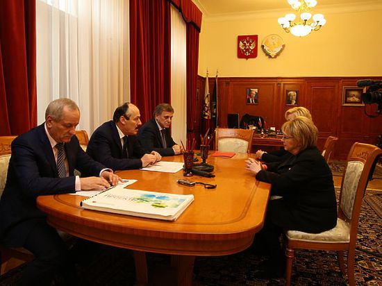 22 ноября, Глава Дагестана провел встречу с министром здравоохранения России, вместе с которой обсудил ряд важных для республики вопросов