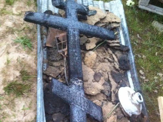 Пламя политических страстей в карельском городе Лахденпохья перекинулось на кладбище
