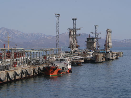 Разлив нефти произошел в акватории Хасанского района