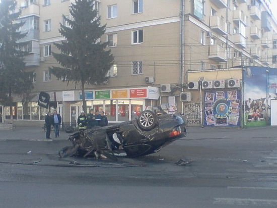 Миллиарды растворяются в бездне, а на дорогах всё опаснее