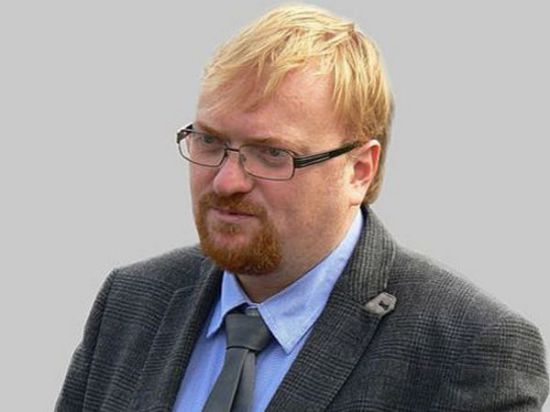 По мнению петербургского депутата всю секс-индустрию необходимо ликвидировать