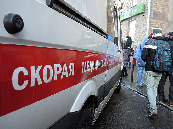 Несчастный случай произошел с 24-летней москвичкой, когда она окончила обедать