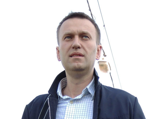"Помню, почти на каждую встречу с избирателями приходили одни и те же молодые люди, кричавшие "вот мы деньги Навальному перечисляем, а он их украдет""
