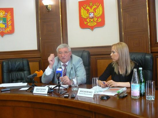 Андрей Джатдоев на пресс-конференции развенчал миф о своей немедийности