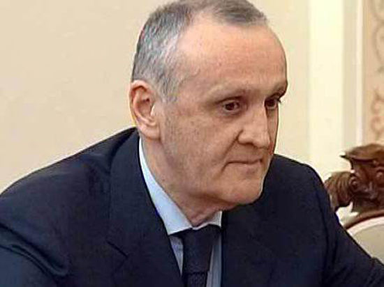 Александр Анкваб проигнорирует предложение депутатов парламента Абхазии о добровольном сложении полномочий 