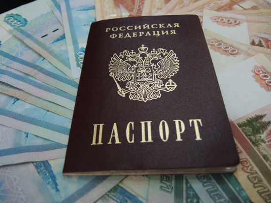 За подписание акта приемки  работ с сотрудника организации требовали  500 тысяч рублей