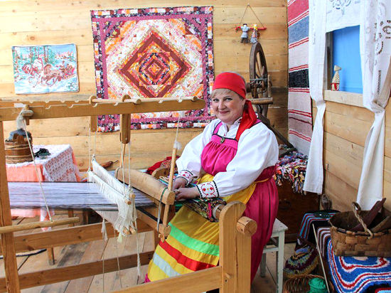 В глубинке Мурманской области бережно сохраняется и преумножается народное творчество 