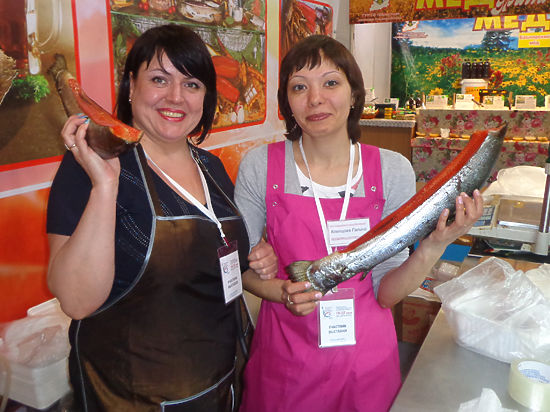 Югорский фестиваль рыбных деликатесов объединил гурманов и любителей спорта
