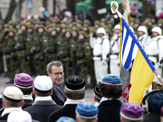 Альянсу необходимо усилить военный контингент на территории Эстонии, считает Ильвес