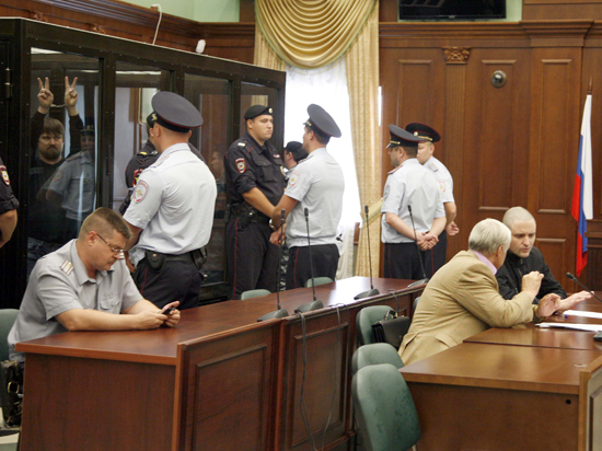 Экс-лидер «Левого фронта» взят под стражу в зале суда
