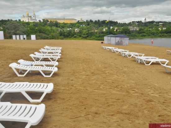 14 июня состоялось рабочее открытие нового муниципального пляжа на реке Клязьма, после чего здесь был проведен I этап чемпионата Владимирской области по пляжному волейболу