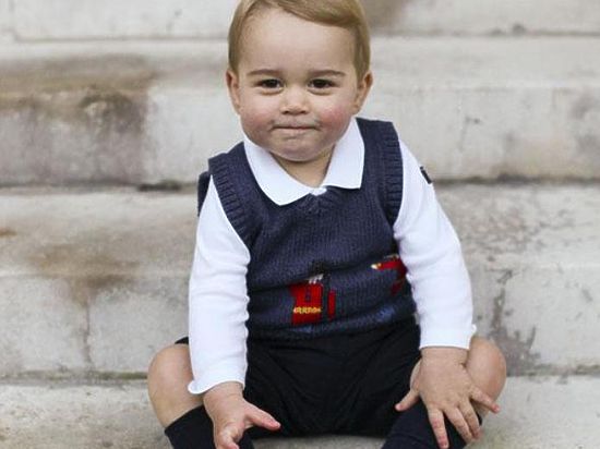 Пресс-служба королевской семьи опубликовала свежие снимки юного наследника престола