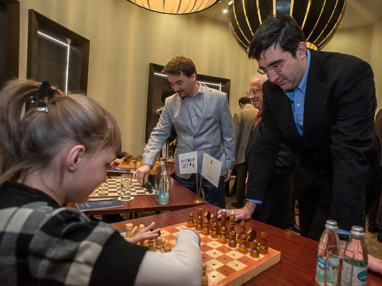 В Москве проходит Международный шахматный турнир TASHIR памяти Тиграна Петросяна