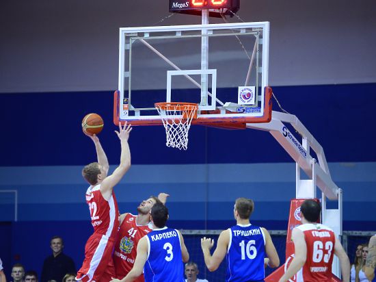 Очередной матч розыгрыша Суперлиги состоялся во Владивостоке в СК «Олимпиец»