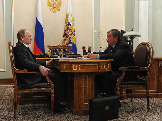 Президент России нашел противоречия в позиции Сечина по налоговому маневру 